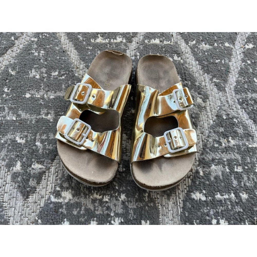 Girls Shoes - Picture 8 of 11